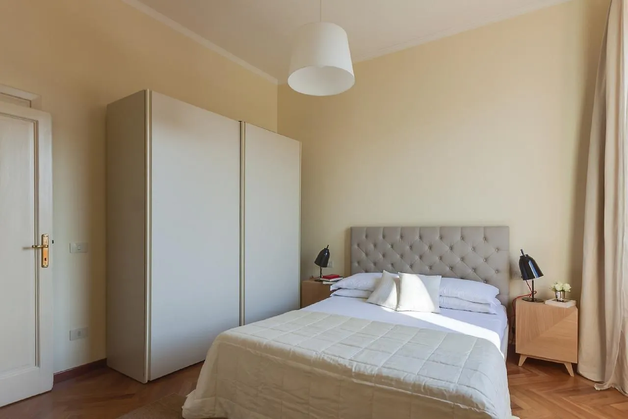 Lungarno Apartment