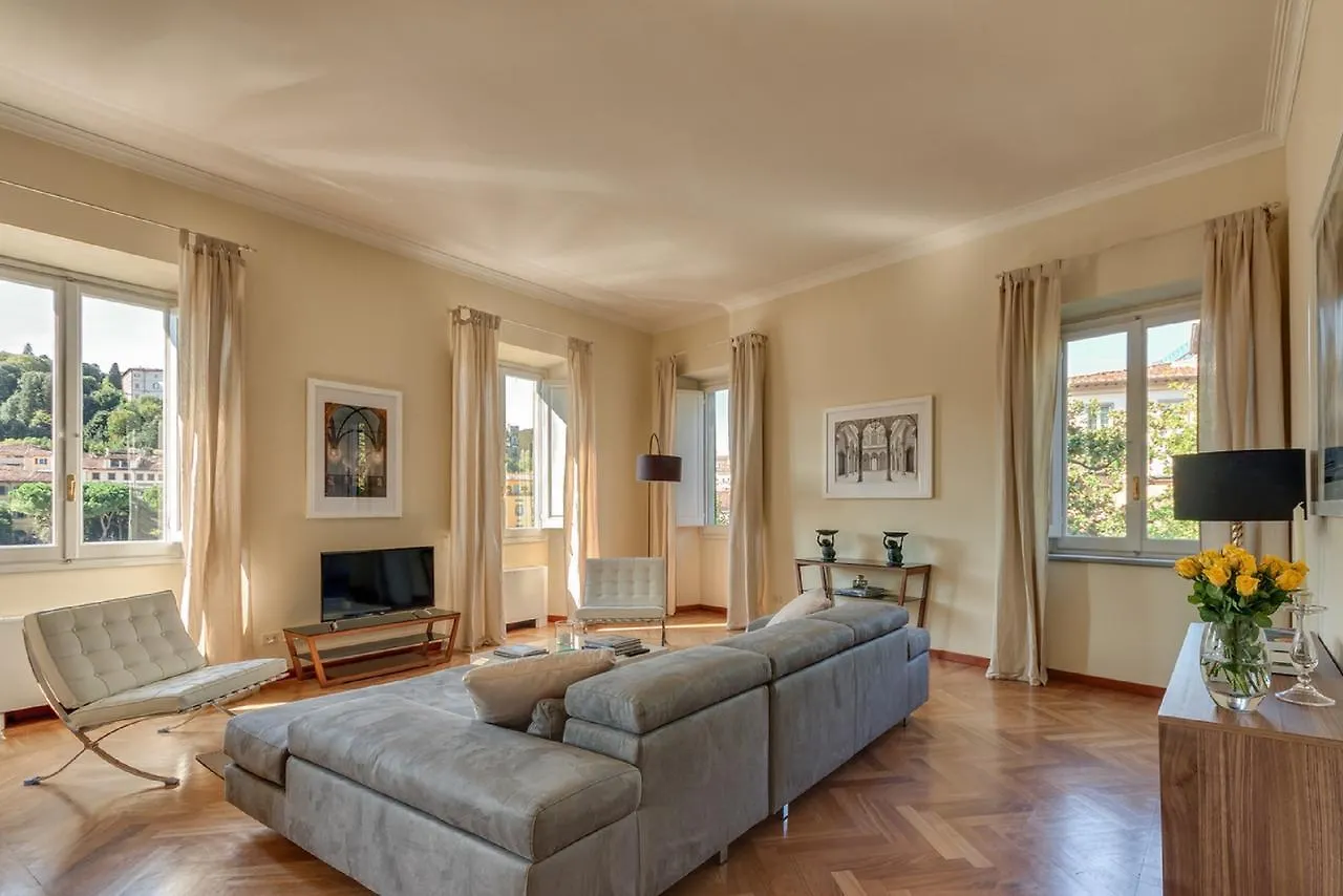 Lungarno Apartment Italy